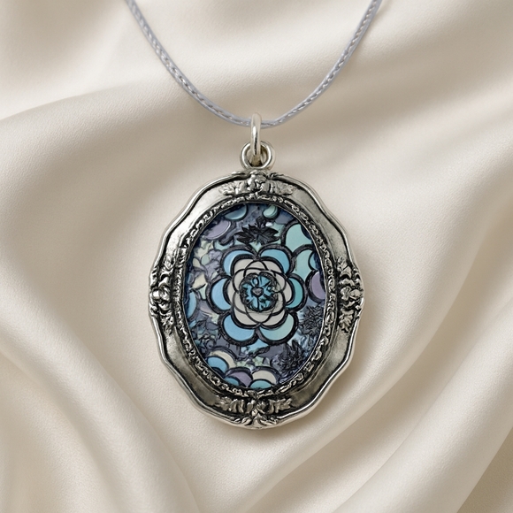 Jewelry - Vintage-Style Silver Floral Oval Pendant Necklace – Blue Pattern Art Charm, 18"